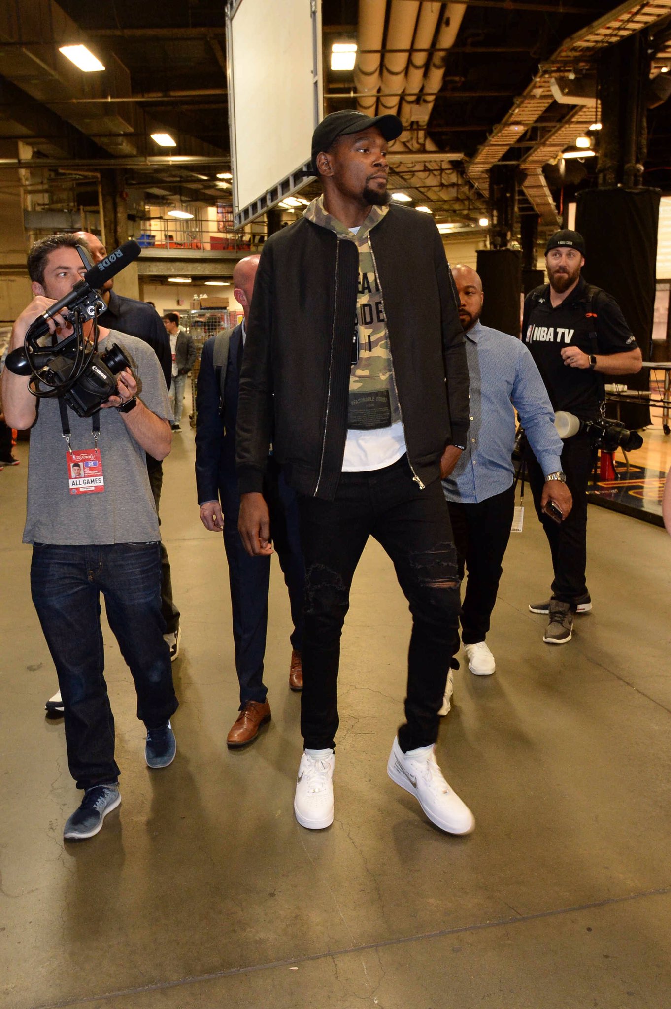 支年轻强队 支年轻强队