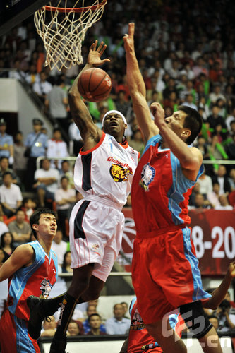 谁控跌落 谁控跌落